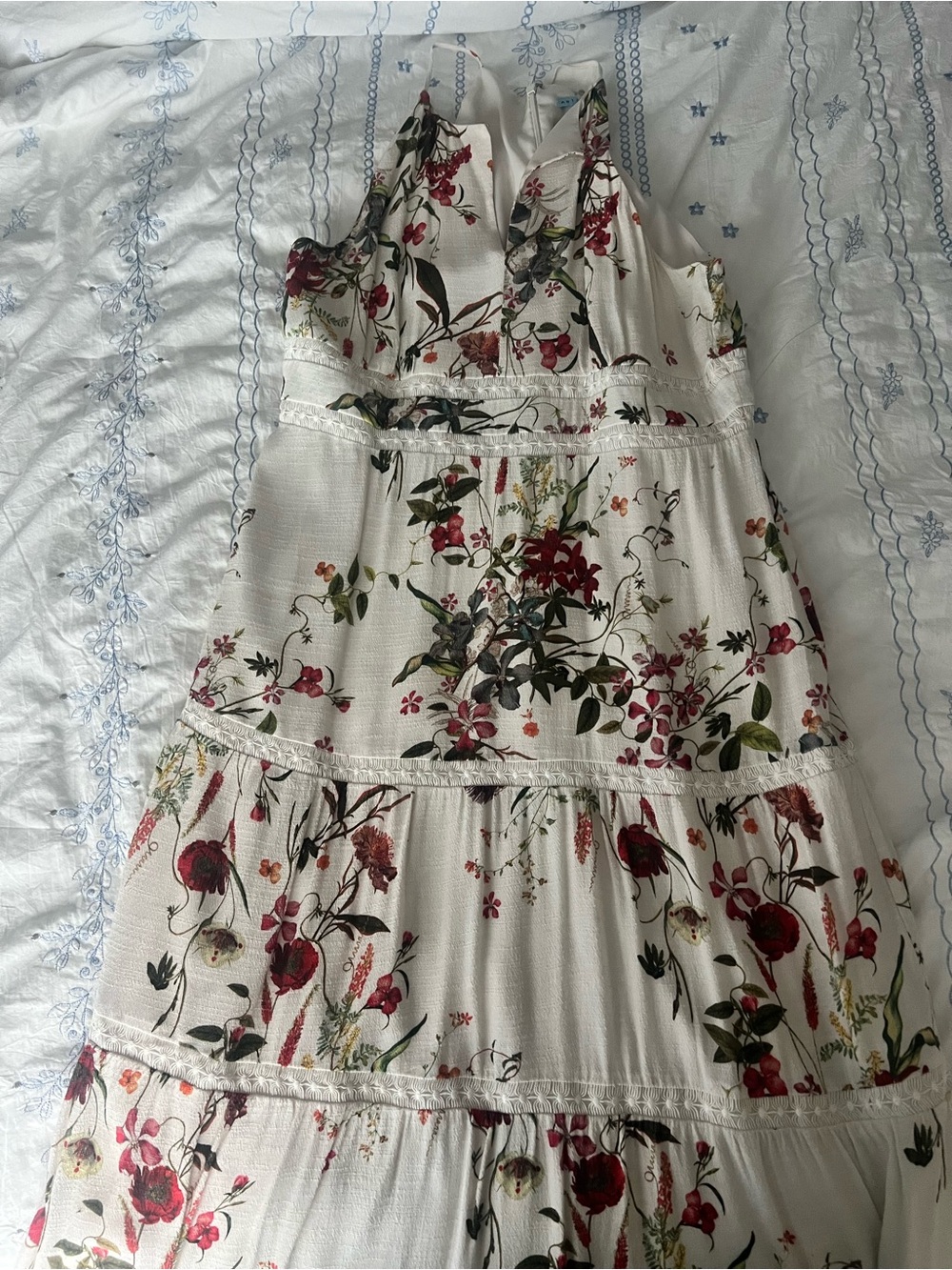 ANTONIO MELANI White Floral V-Neck Tiered Maxi Dress with Red & Green Print